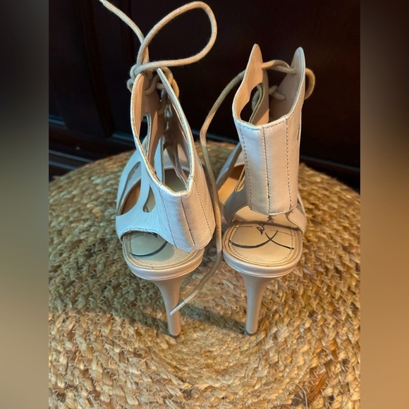 Jessica Simpson Heels - Picture 3 of 6